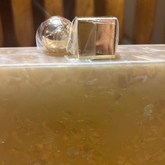 Vintage Cream & Pink Lucite Box Marbleized Crossbody - Picture 3 of 16